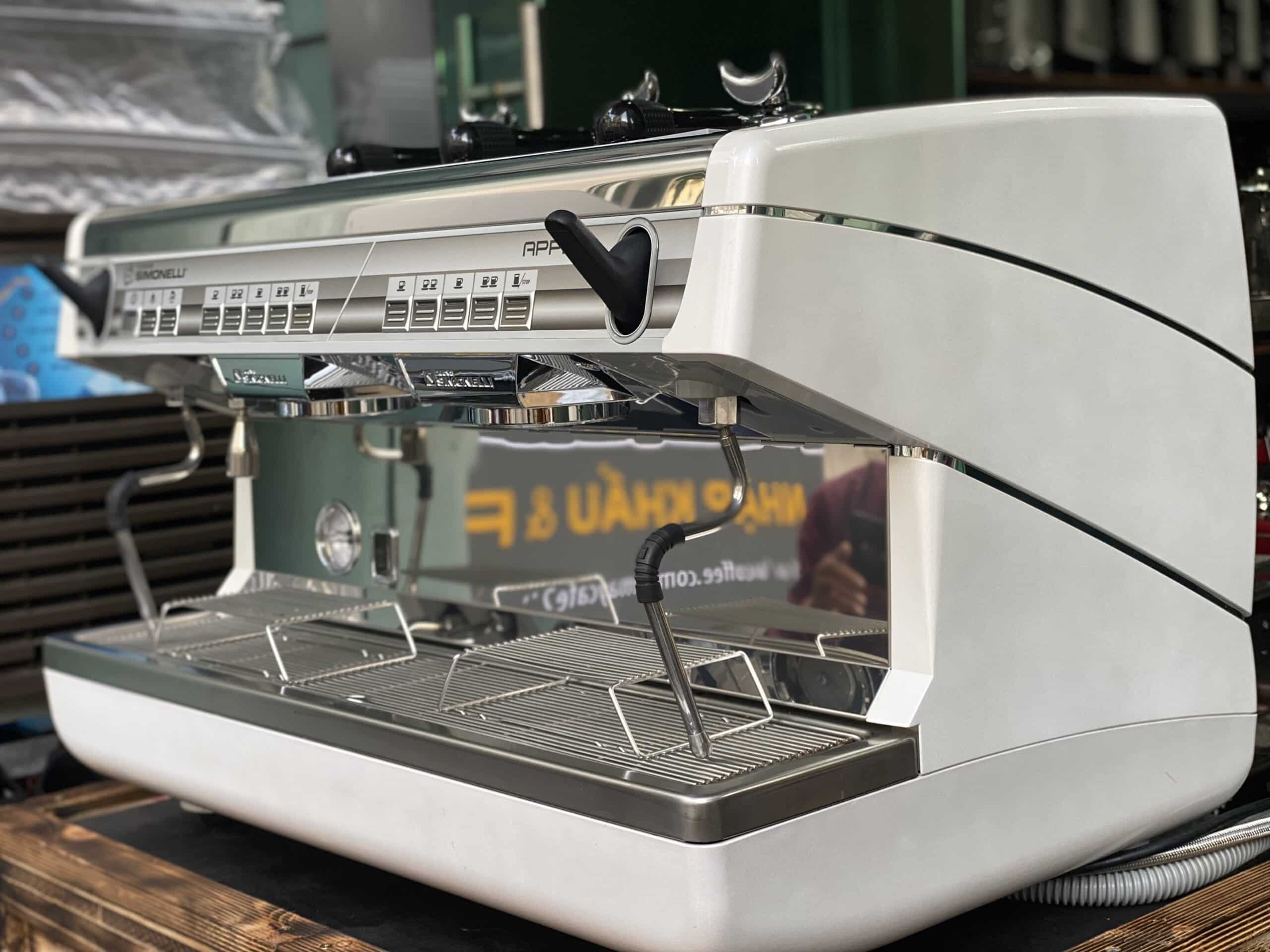 Máy cà phê Nuova Simonelli Appia 2 Group New 90% - Ảnh 3